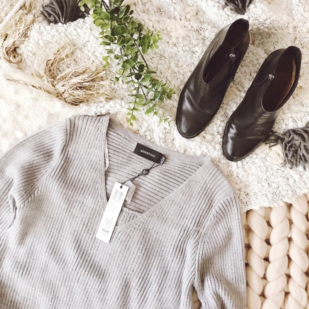 𝕞𝕚𝕟𝕜𝕡𝕚𝕟𝕜 “𝕥𝕒𝕜𝕖 𝕞𝕖 𝕠𝕦𝕥” 𝕥𝕦𝕟𝕚𝕔